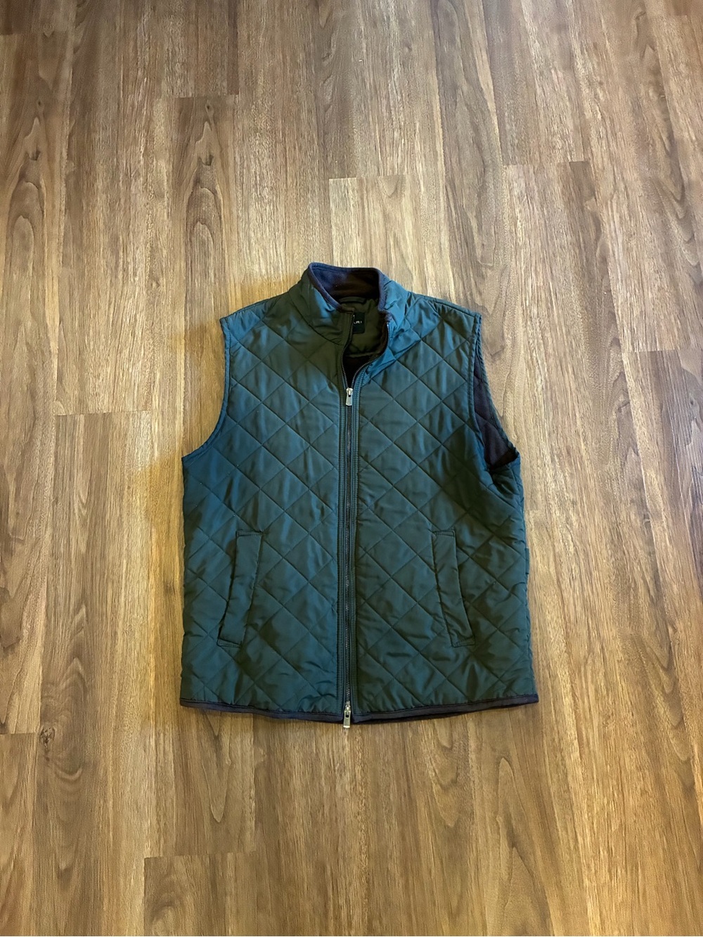 Tahari Men’s Green Quilted Full Zip Vest Stand-Up Collar Pockets Size M